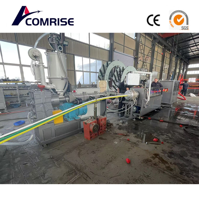 Ang COD Pipe Machine para sa Pag -export ay kasalukuyang naka -install at naka -debug sa pabrika ng customer